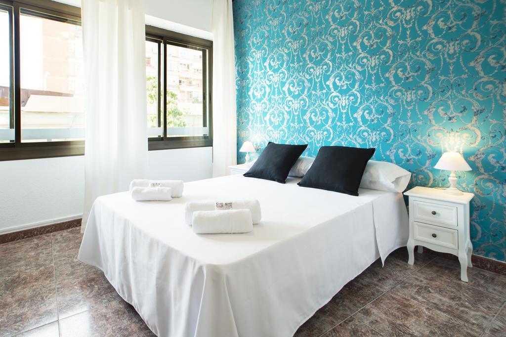 Fira Guest House Barcelona Exterior photo